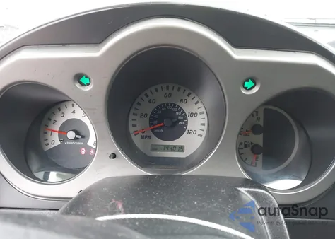 2004 Nissan Xterra Se S/C z USA, uszkodzony, nr VIN 5N1MD28Y04C619905